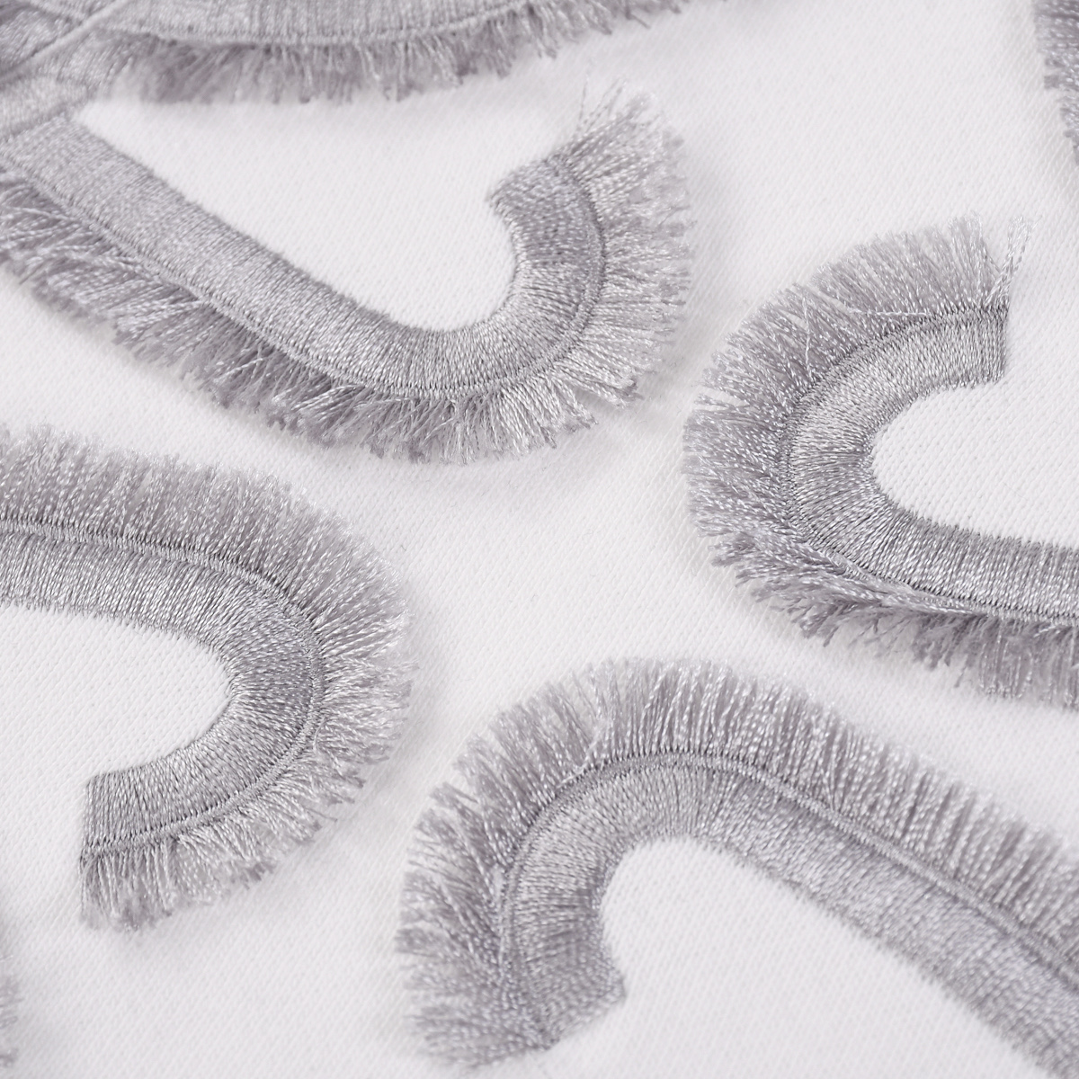 LOEWE 罗意威25SS秋款 胸前纯色大logo带流苏毛刺绣卫衣 黑色 白色-Chinese UA Cheap High Quatity Brand Clothes Bags handbags Sneakers wholesale wholesaler seller from China Factory suppliers Fashion Clothing Shoes best Quality Beautiful Price LOEWE 罗意威25SS秋款 胸前纯色大logo带流苏毛刺绣卫衣 黑色 白色