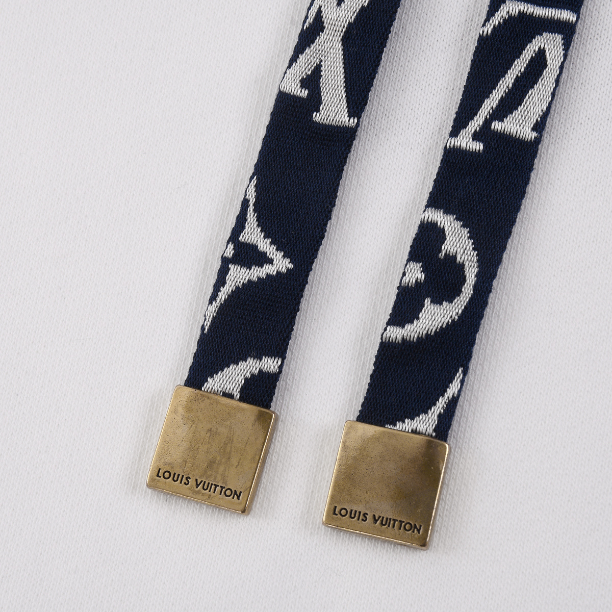 LOUIS VUITTON LV 老花拼帽绳连帽卫衣-Chinese UA Cheap High Quatity Brand Clothes Bags handbags Sneakers wholesale wholesaler seller from China Factory suppliers Fashion Clothing Shoes best Quality Beautiful Price LOUIS VUITTON LV 老花拼帽绳连帽卫衣