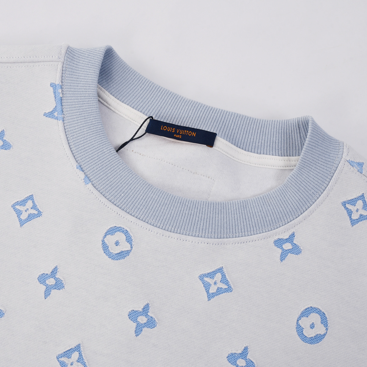 LOUIS VUITTON 25FW秋冬 路易威登 卫衣 黑白-Chinese UA Cheap High Quatity Brand Clothes Bags handbags Sneakers wholesale wholesaler seller from China Factory suppliers Fashion Clothing Shoes best Quality Beautiful Price LOUIS VUITTON 25FW秋冬 路易威登 卫衣 黑白