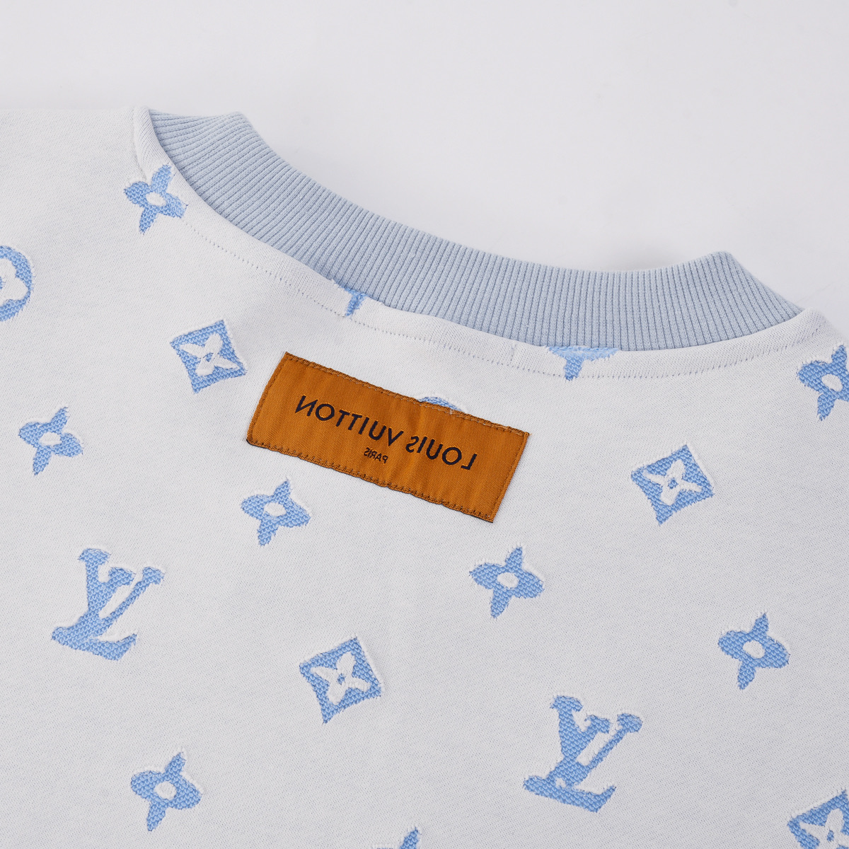 LOUIS VUITTON 25FW秋冬 路易威登 卫衣 黑白-Chinese UA Cheap High Quatity Brand Clothes Bags handbags Sneakers wholesale wholesaler seller from China Factory suppliers Fashion Clothing Shoes best Quality Beautiful Price LOUIS VUITTON 25FW秋冬 路易威登 卫衣 黑白