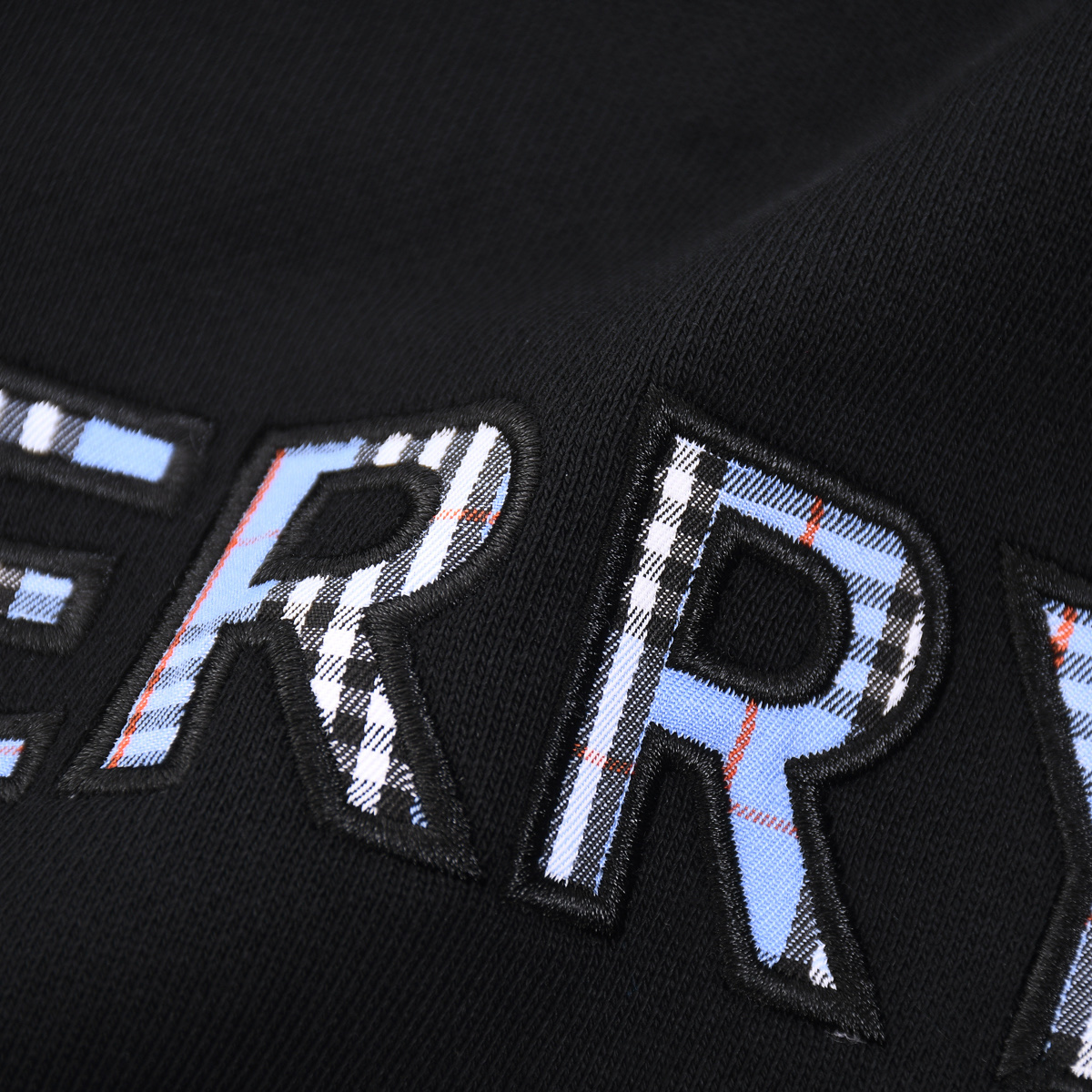 巴宝莉burberry 2025秋冬立体徽标刺绣圆领卫衣白色 黑色-Chinese UA Cheap High Quatity Brand Clothes Bags handbags Sneakers wholesale wholesaler seller from China Factory suppliers Fashion Clothing Shoes best Quality Beautiful Price 巴宝莉burberry 2025秋冬立体徽标刺绣圆领卫衣白色 黑色