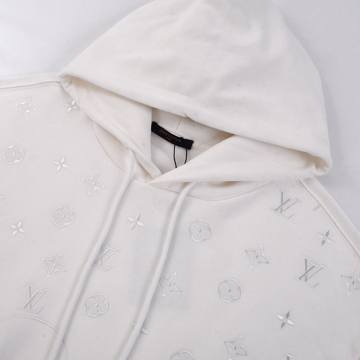 Louis Vuitton 25ss胸前半身满花数码刺绣logo连帽 Louis Vuitton 25ss胸前半身满花数码刺绣logo连帽