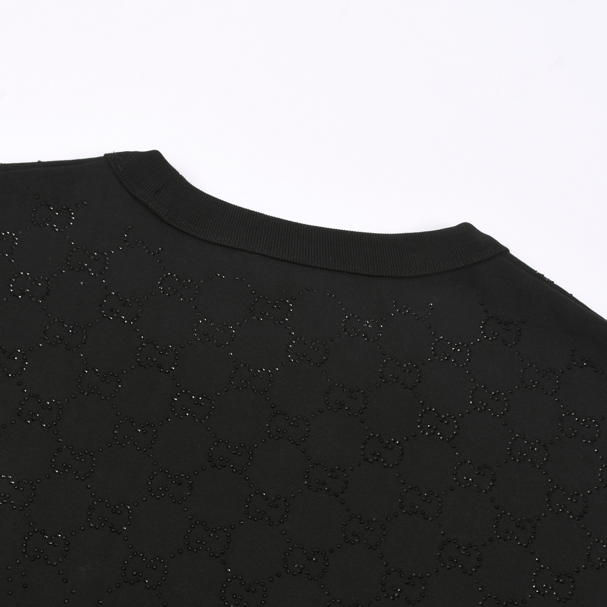Gucci/古驰 26ss 满天星烫钻短袖 这款黑色短袖T恤-Top High Quatity Cheap Sneakers Fashion Clothing Clothes Bags handbags Shoes of all Brand wholesale With The best Quality And Beautiful Price from China Factory Chinese suppliers wholesaler seller Gucci/古驰 26ss 满天星烫钻短袖 这款黑色短袖T恤