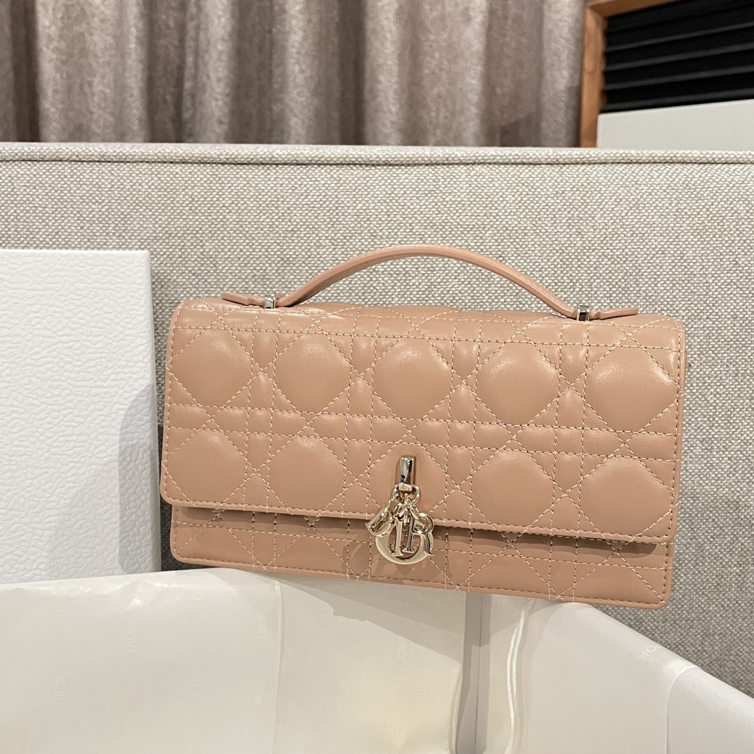 디올 가방 Dior