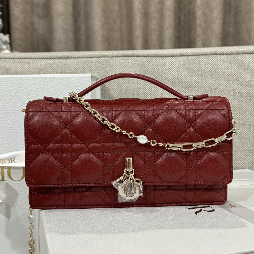 디올 Lady Dior 레드 백 레플리카