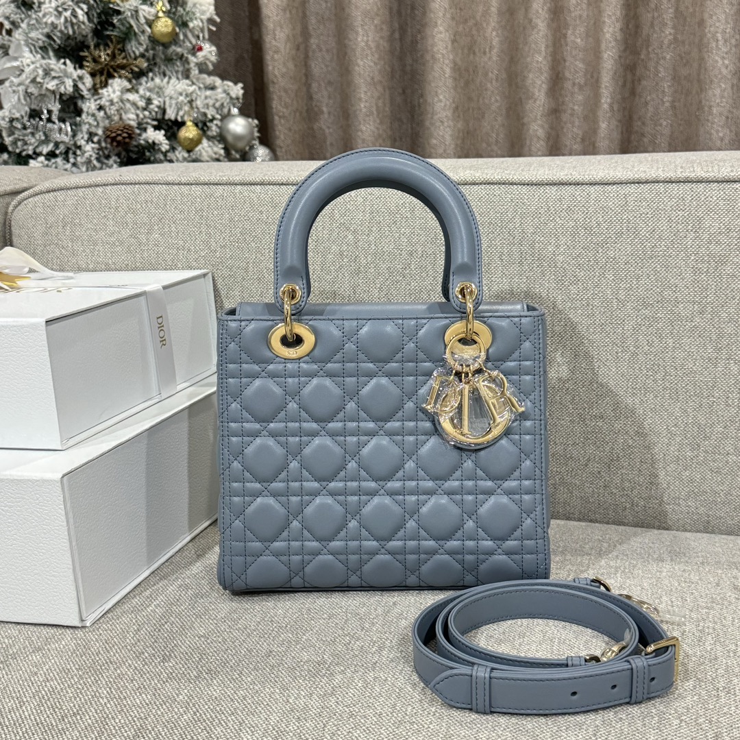 디올 Lady Dior 24cm 블루 양가죽 까나쥬 백 레플리카