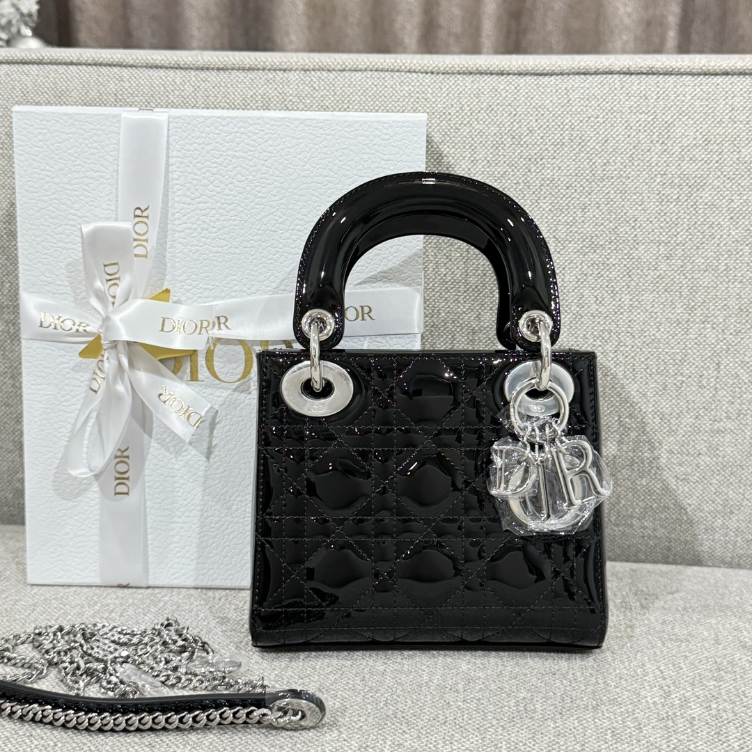 디올 Lady Dior 17cm 블랙 백 레플리카