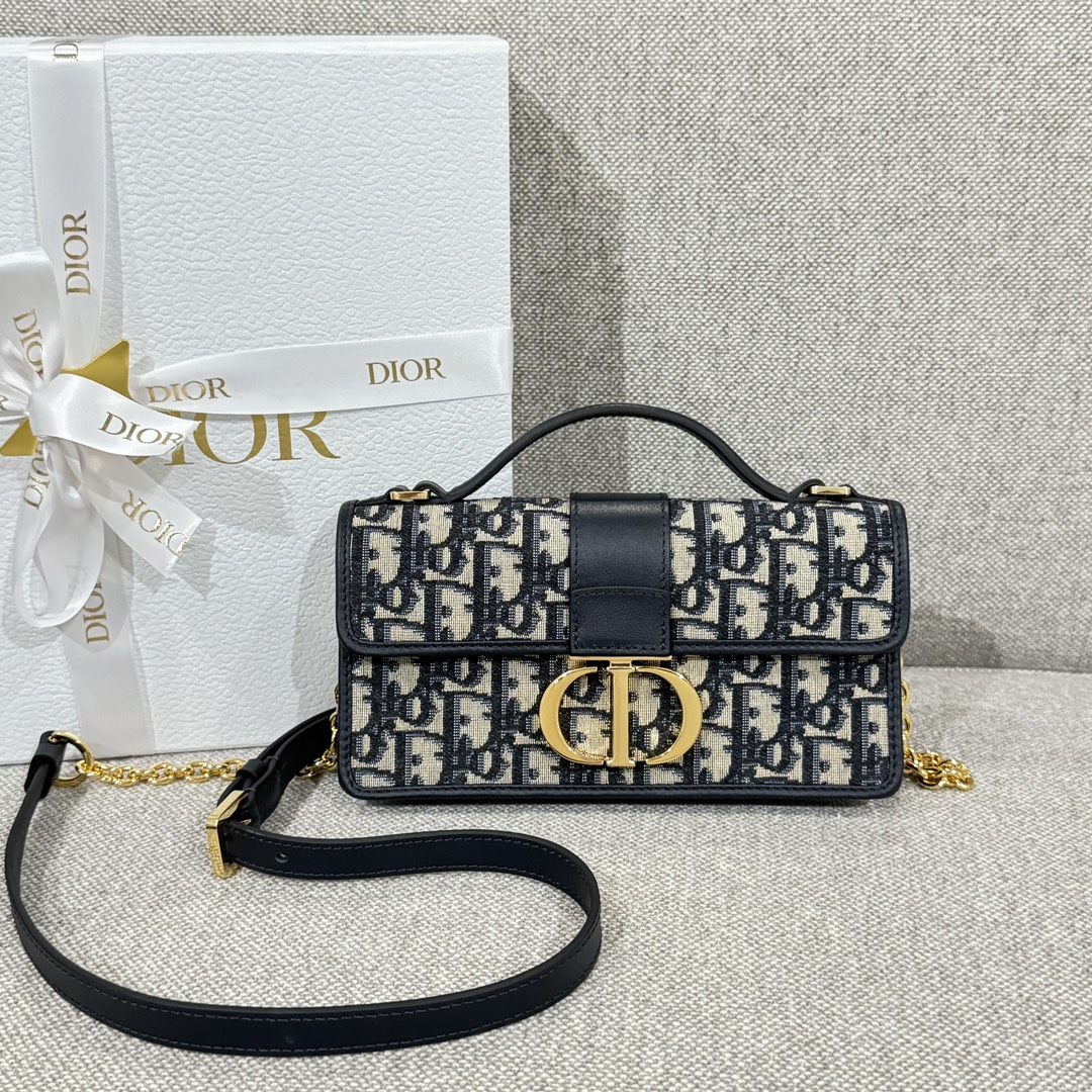 디올 Montaigne 20cm 골드 박스백 레플리카