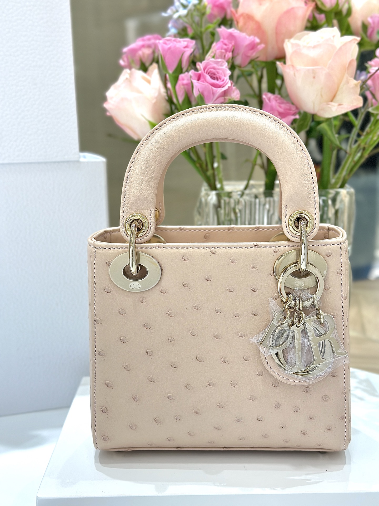 디올 Lady Dior 17cm 핑크 타조가죽 백 레플리카
