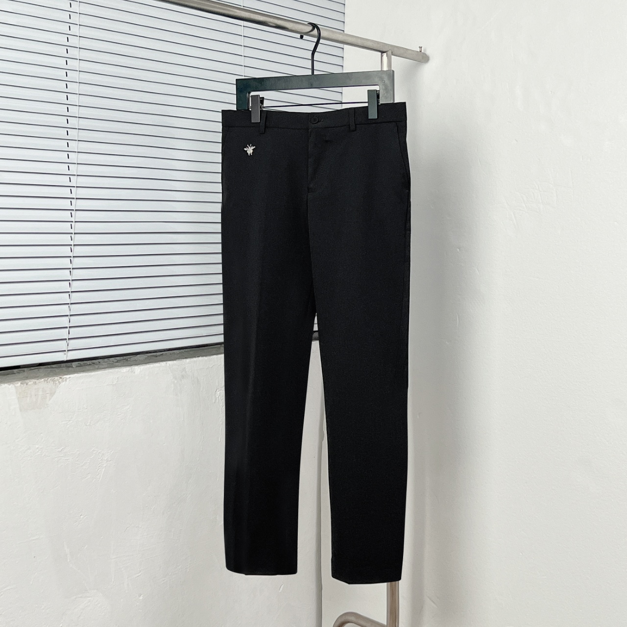 P170 Pantalón abeja metalizado con cuello DIO*/DI* Código: 30.31.32.33.34.36.38