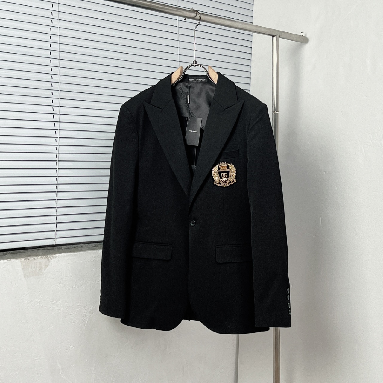 P280 Dolce & Gabban*/杜嘉班* 定制麦穗皇冠徽章西服 码数：48.50.52.54.56.58