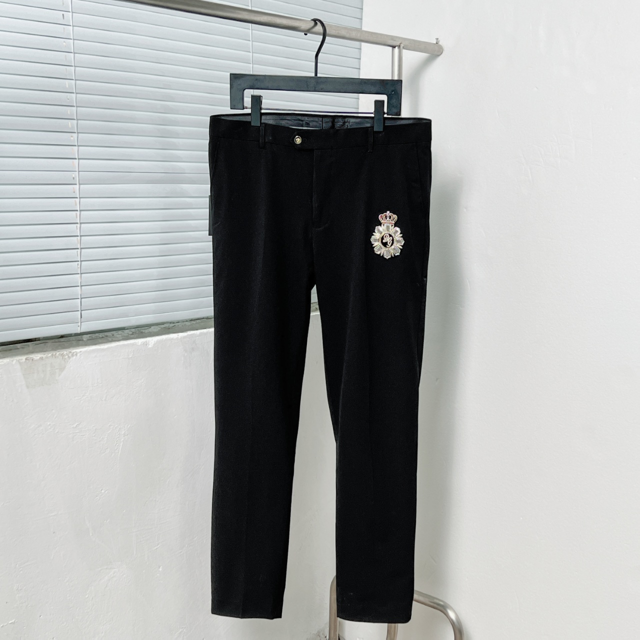 P170 Dolce & Gabban*/杜嘉班* 定制牙刷毛麦穗徽章西裤 码数：30.31.32.33.34.36.38