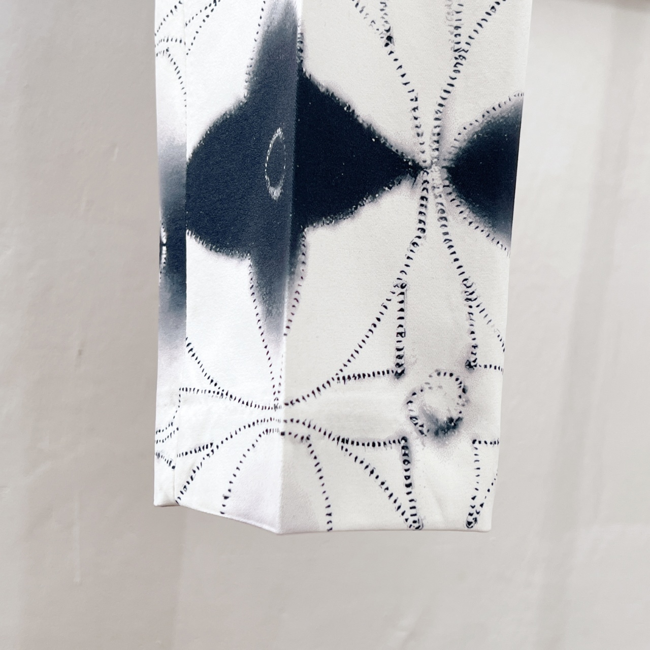 Louis Vuitton Clover Print Trousers, Ink Wash Design, Slim Fit, Elegant Style 9 windows1754335536595 1077457588 605835481