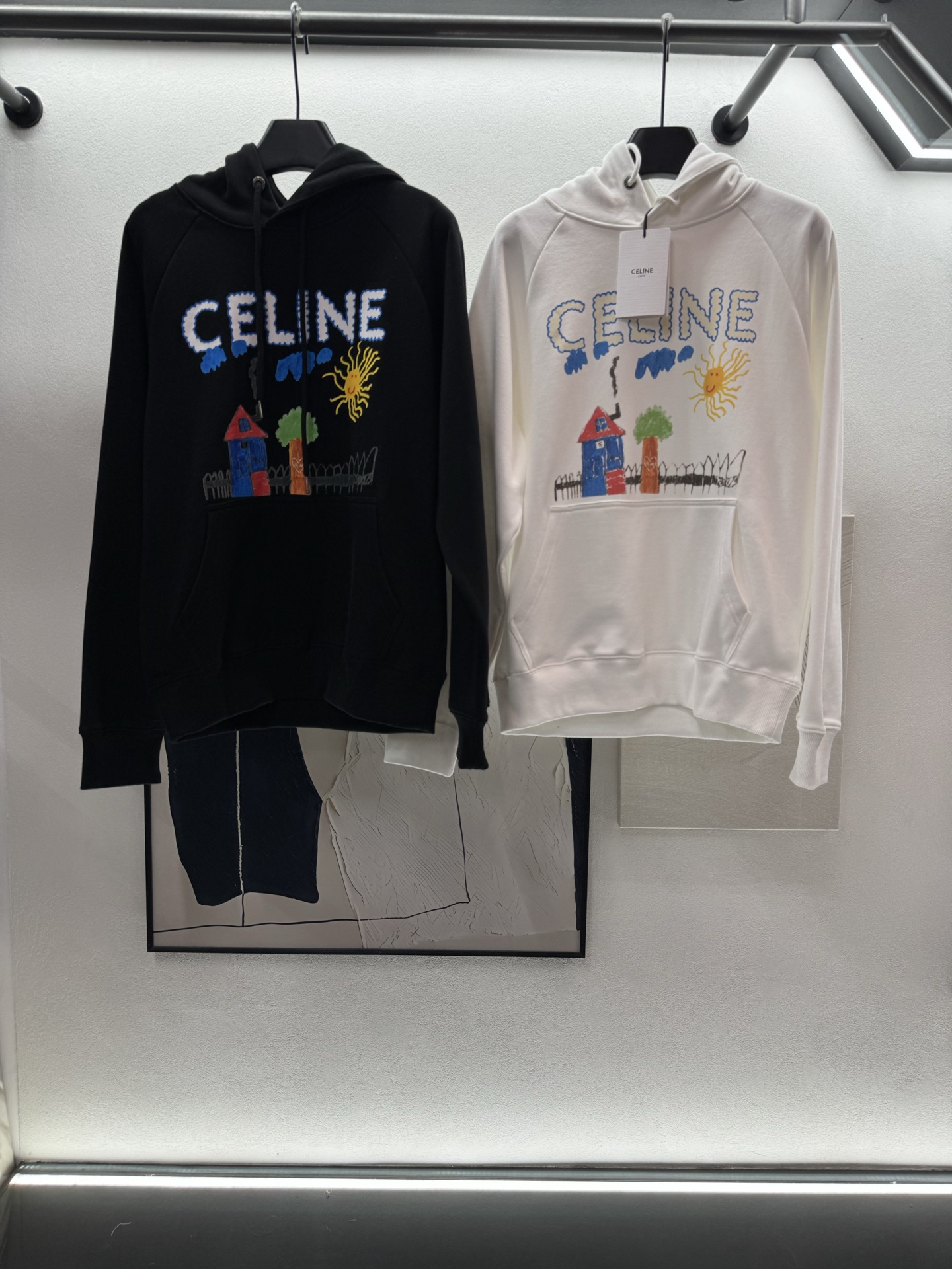￼ ❄️2025 Autumn and Winter❄️
！Celin*，卡通图案连帽卫衣，
定制定染纯