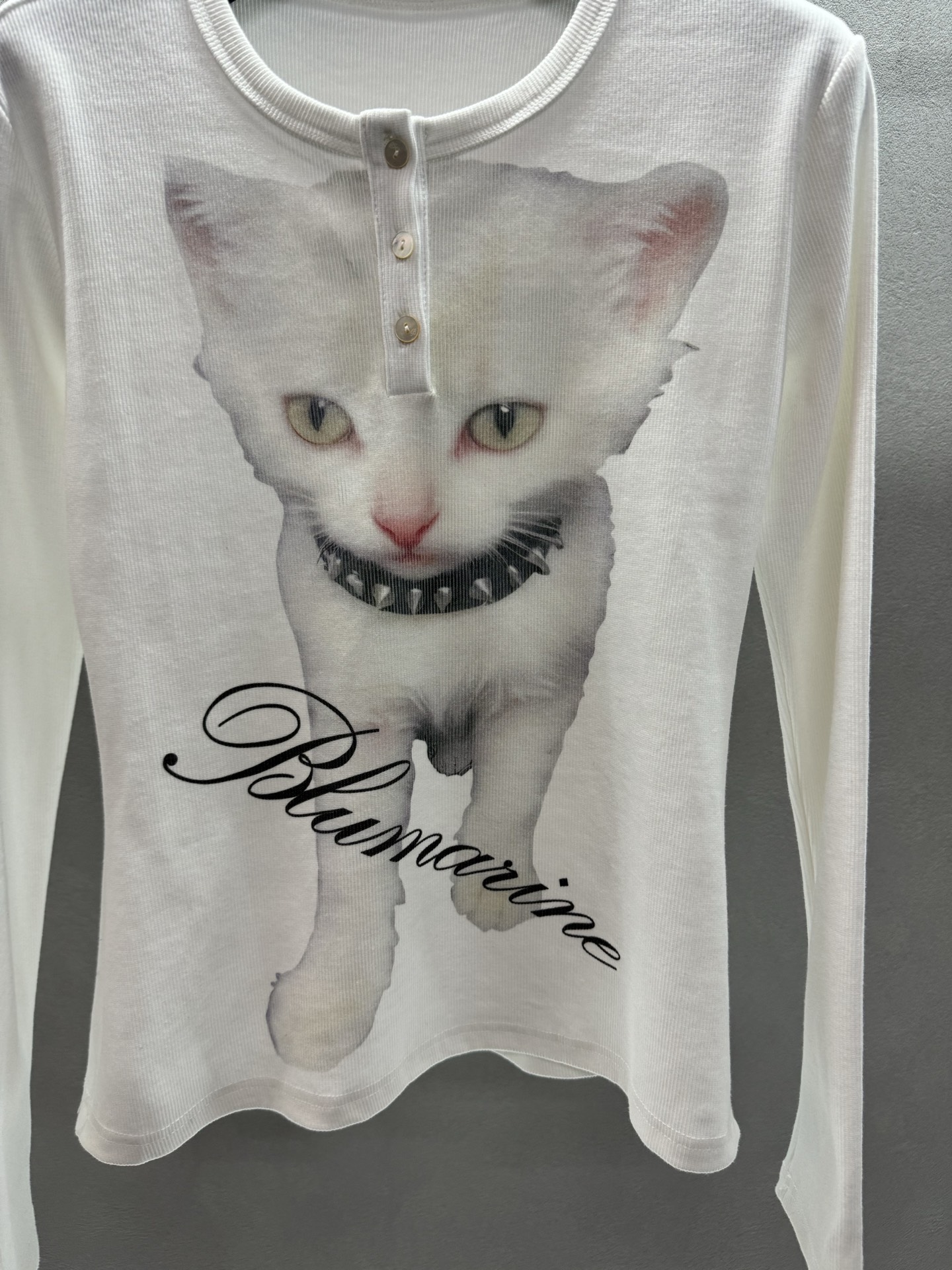 ￼ ❄️2025 Autumn and Winter❄️
！Blumarin*，猫咪罗纹长袖T恤，
俏皮