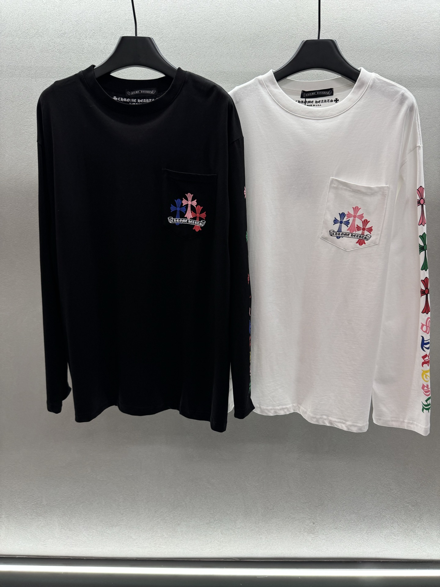 ￼ ❄️2025 Autumn and Winter❄️
！￼克罗*心，圆领长袖T恤，
OS版型，松弛感