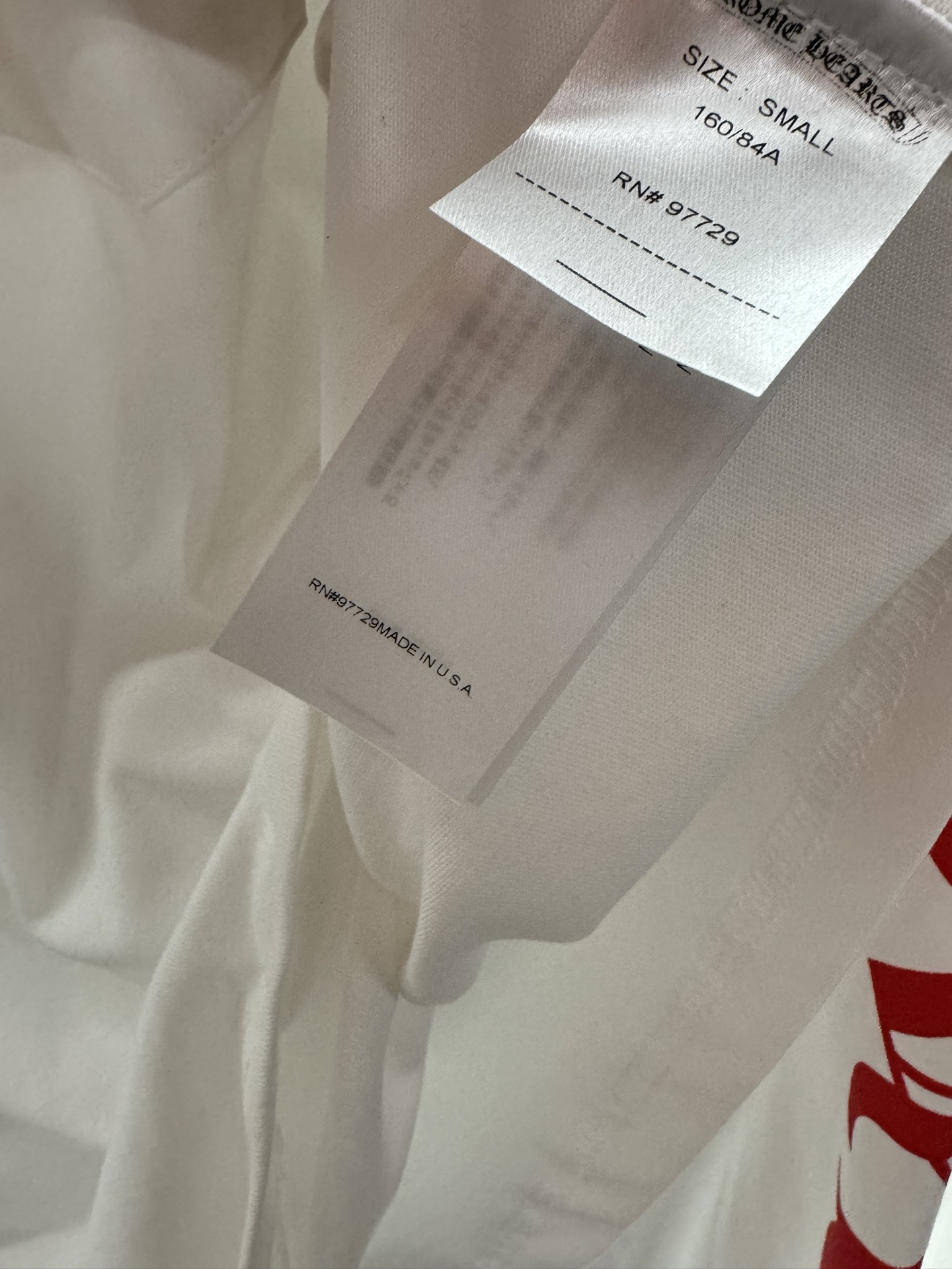 ￼ ❄️2025 Autumn and Winter❄️
！克罗*心，梵文长袖T恤，
简单一件蓝白色T恤