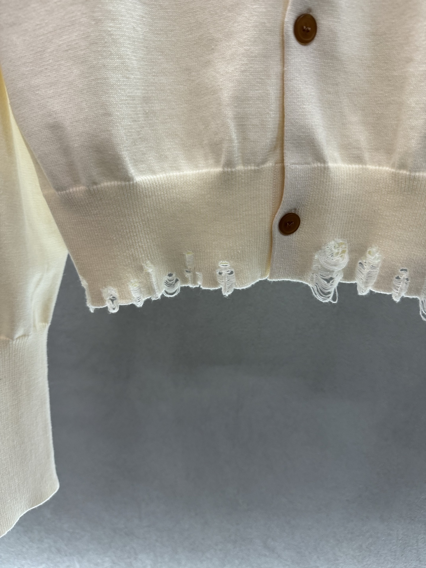 ￼ ❄️2025 Autumn and Winter❄️！Doublet，土星🪐开衫，极简主义风格，软糯