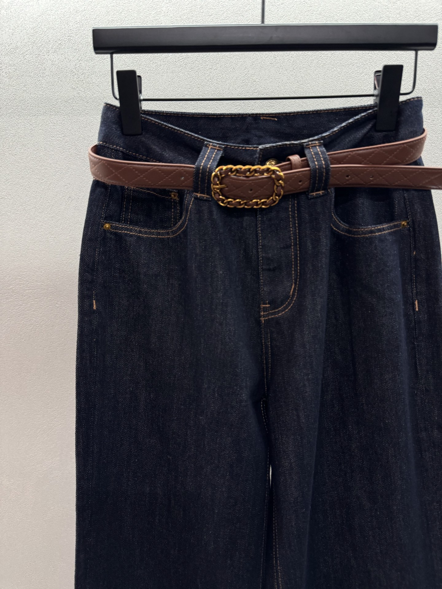 ￼ ❄️2025 Autumn and Winter❄️！小香腰带牛仔裤，阔腿版型松弛感和高级感拉满，后