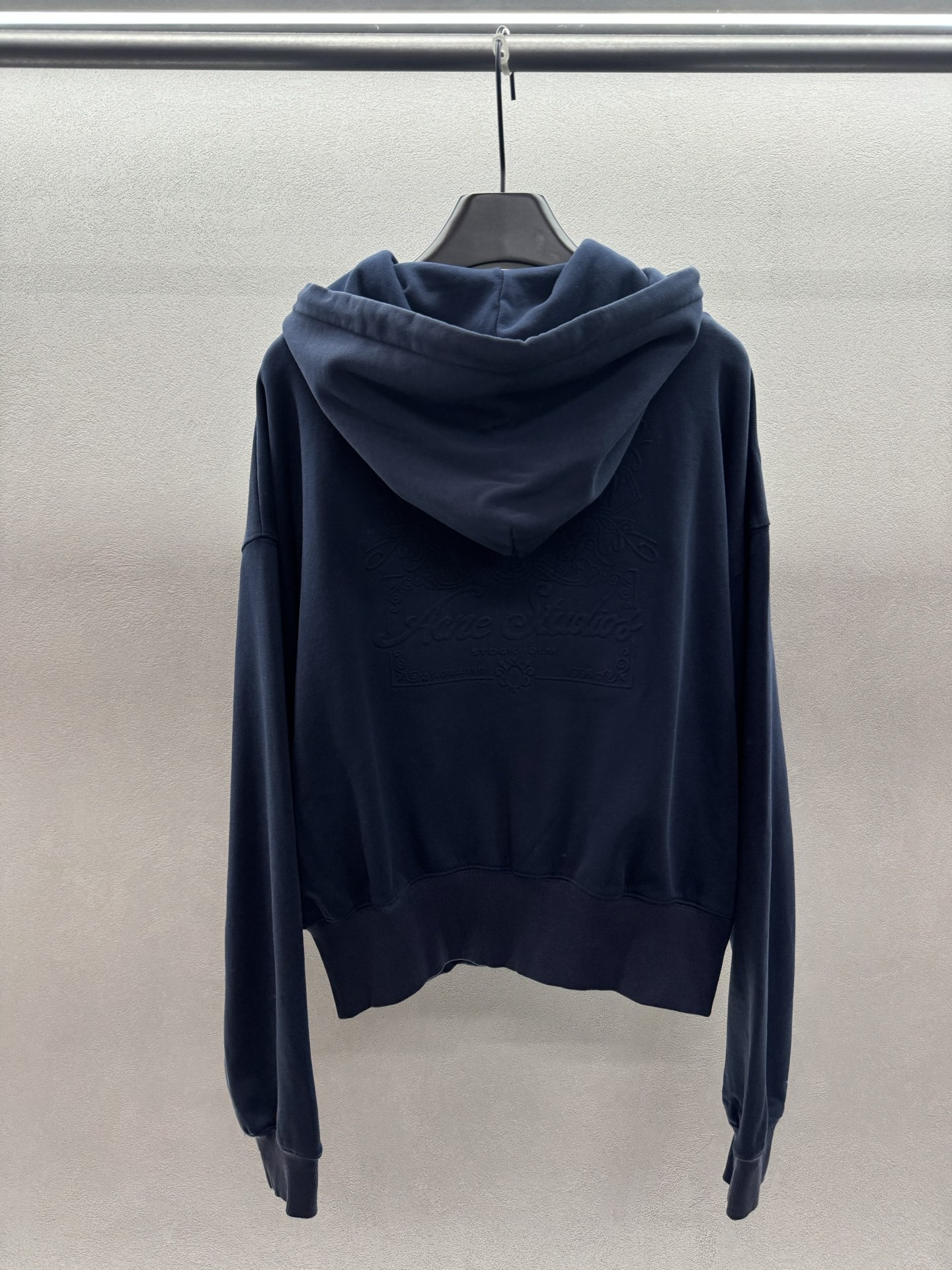 ￼ ❄️2025 Autumn and Winter❄️！Acn*，复古蓝拉链卫衣，早秋蓝色系穿搭，面料