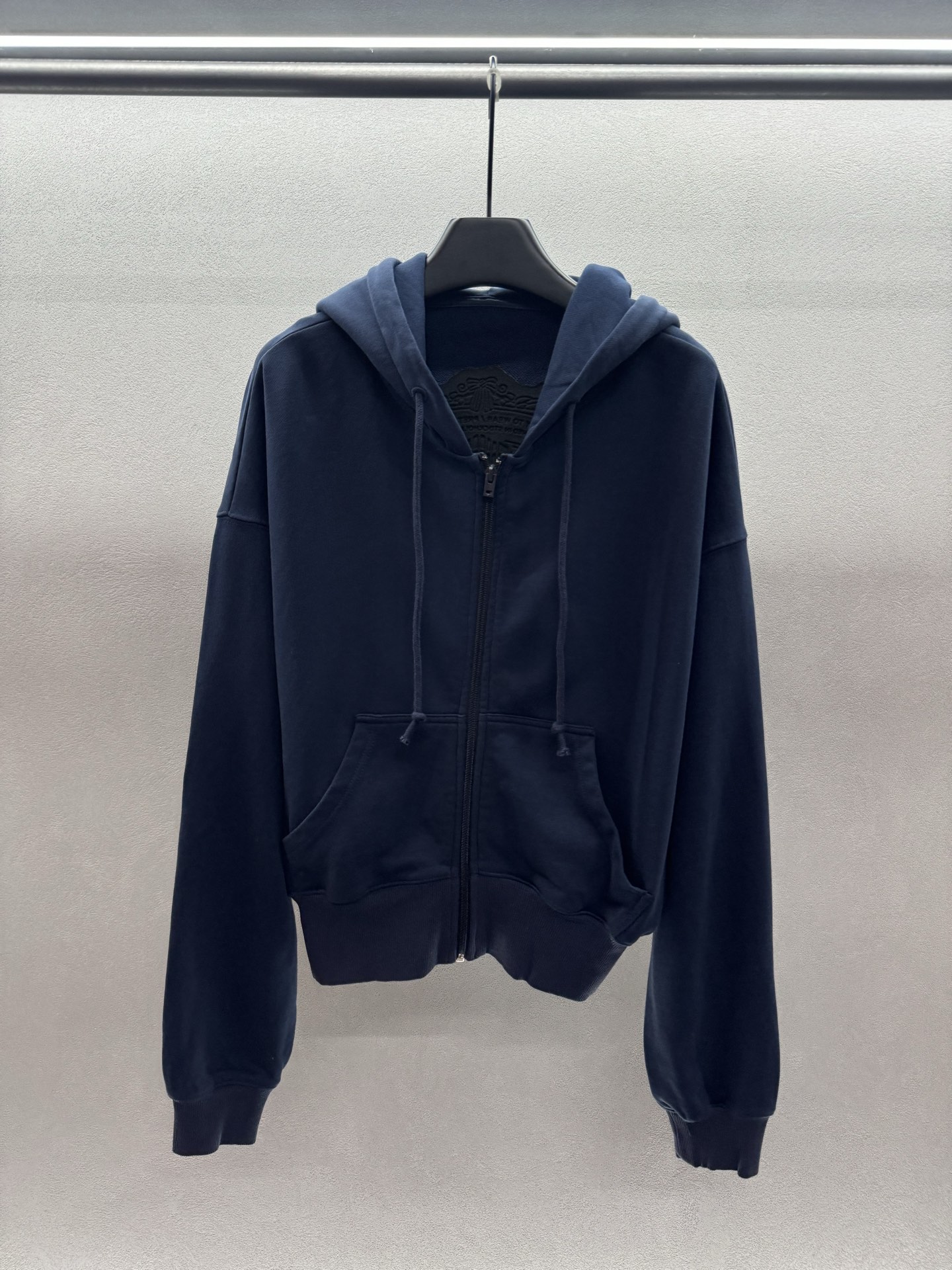 ￼ ❄️2025 Autumn and Winter❄️！Acn*，复古蓝拉链卫衣，早秋蓝色系穿搭，面料