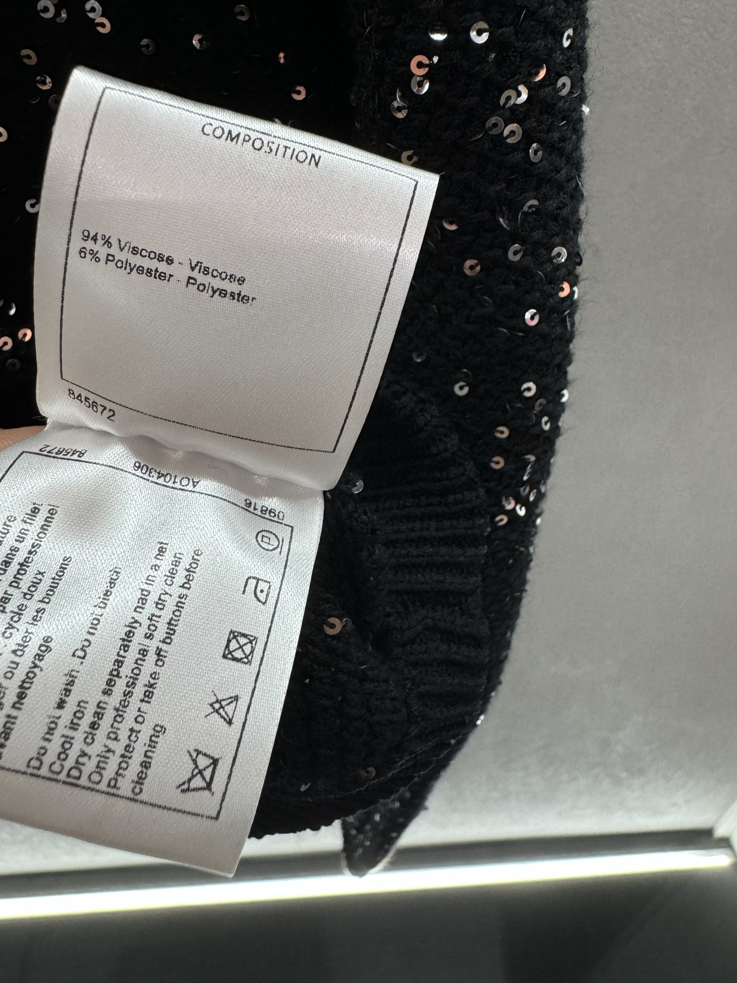 ￼ ❄️2025 Autumn and Winter❄️！chane*，珠片亮片外套，重工满天星亮片，满