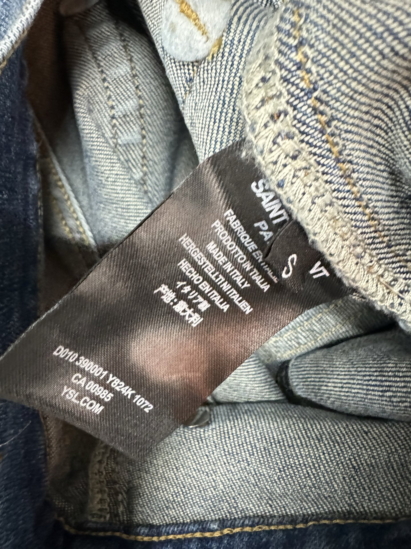 ￼ ❄️2025 Autumn and Winter❄️！YS1简约牛仔裤，牛仔纯棉材质，触感柔软细腻褶