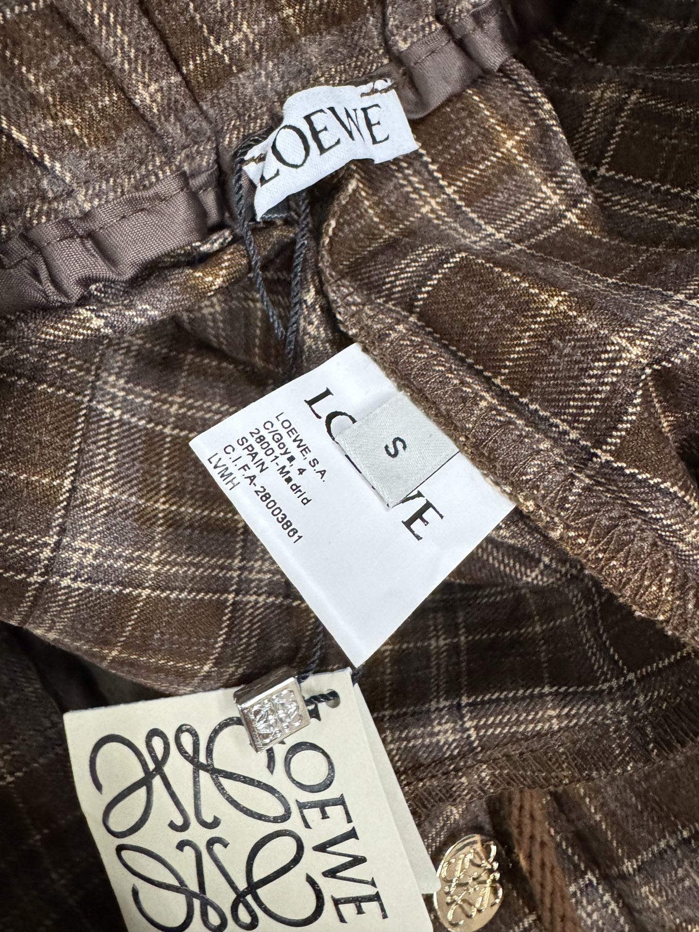 ￼ ❄️2025 Autumn and Winter❄️！loe*we，格子长裤，贴牌抽绳松紧腰，运动休