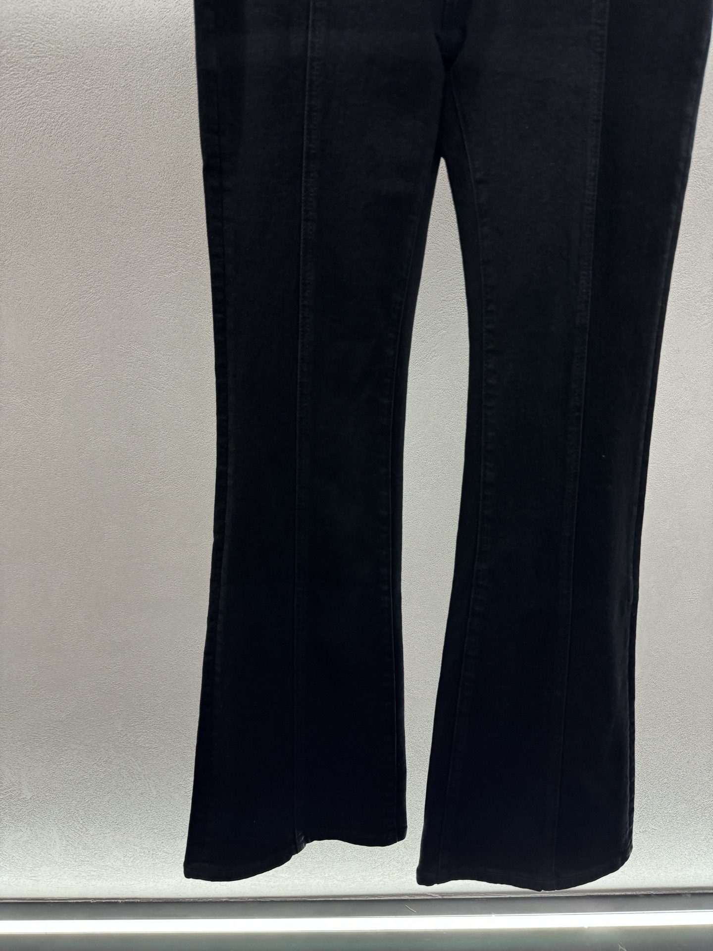 ￼ ❄️2025 Autumn and Winter❄️！腰带微喇长裤（配腰带）微辣显腿长，经典百搭色，