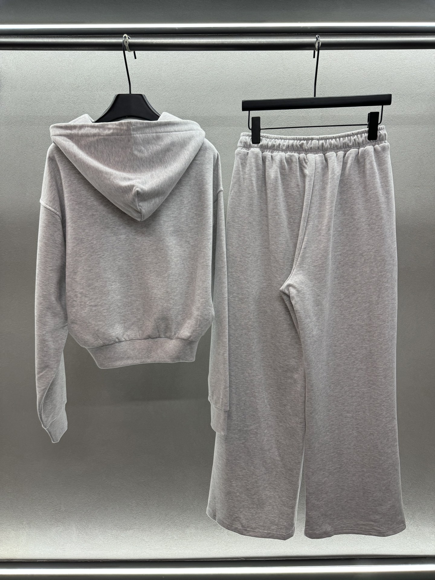 ￼ ❄️2025 Autumn and Winter❄️/套！AW大王水钻抽绳套装，yb面料，订制水钻抽