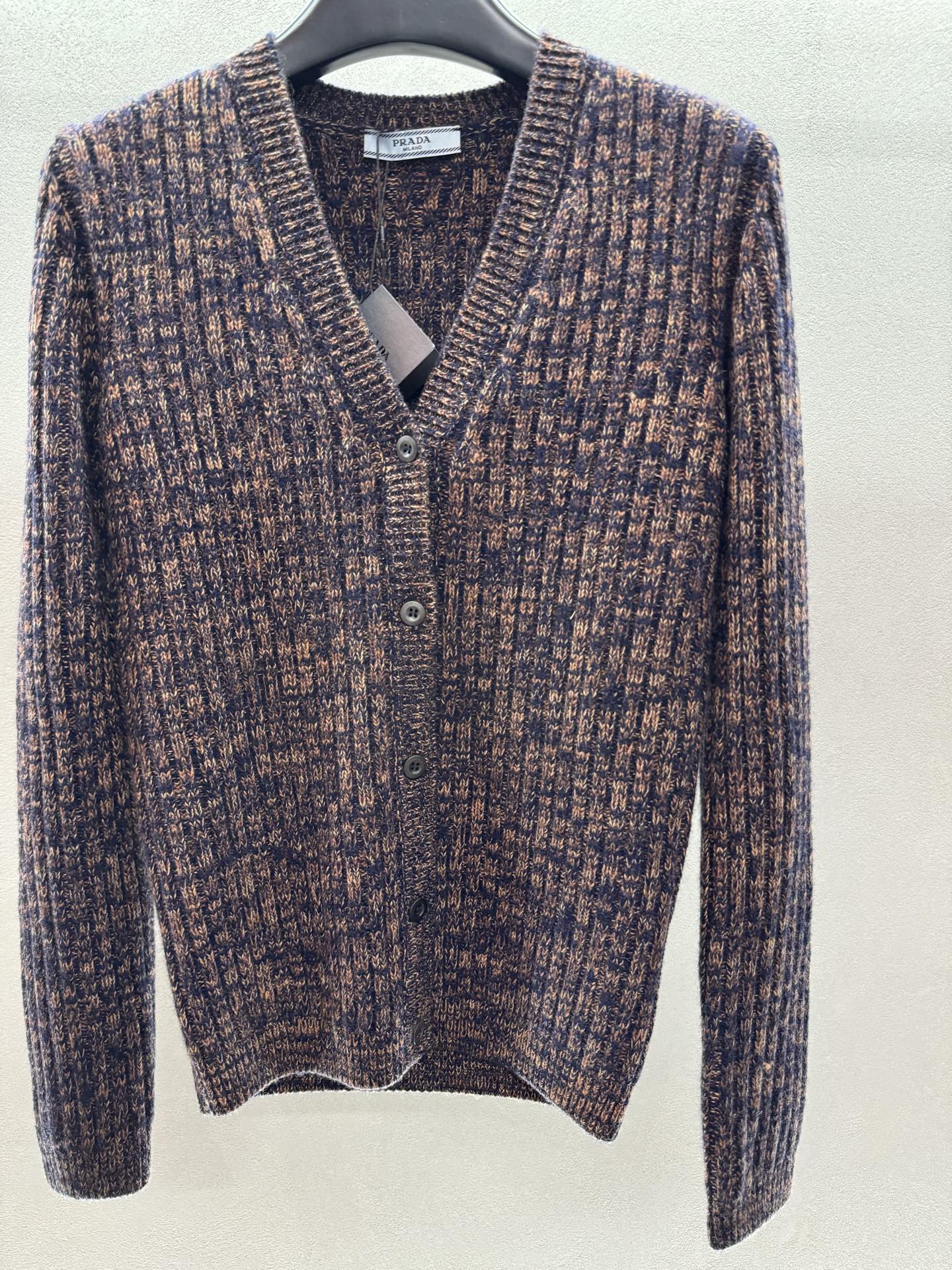 ❄️2025 Autumn and Winter❄️ ！Prad* 复古V领针织开衫丨⚠订制yb纱线绵羊