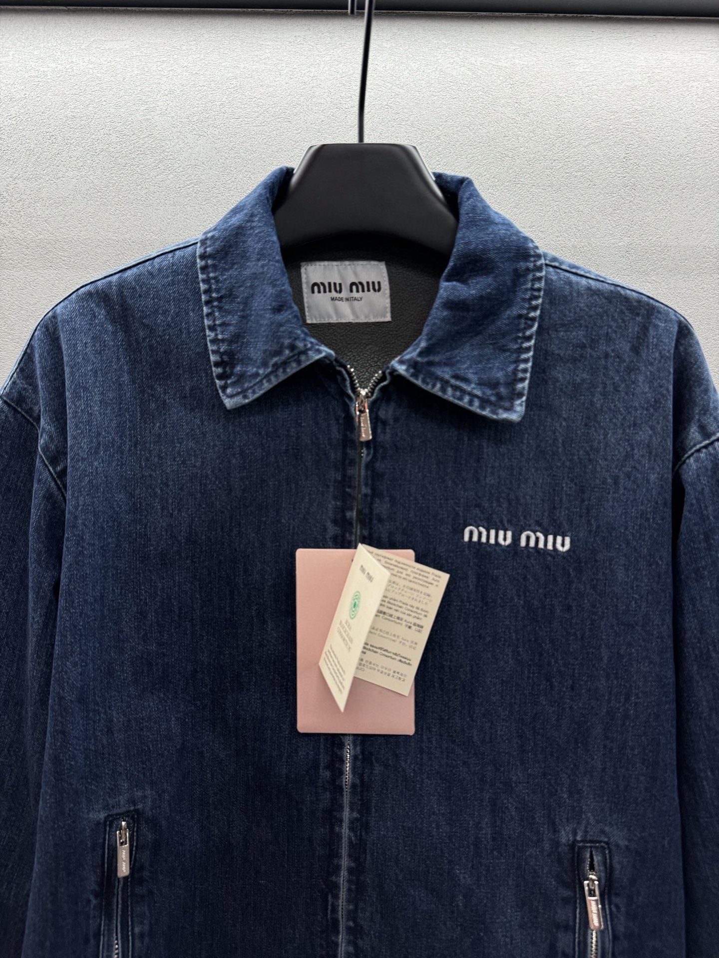 ￼ ❄️2025 Autumn and Winter❄️！miumi*，牛仔薄棉服，里衬加绒保暖，经典牛