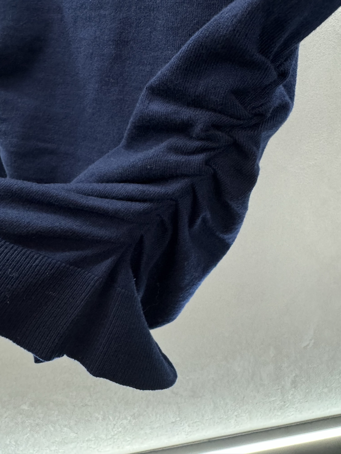 ￼ ￼ ❄️2025 Autumn and Winter❄️！Ann一字领针织上衣，💯绵羊毛材质，保暖+