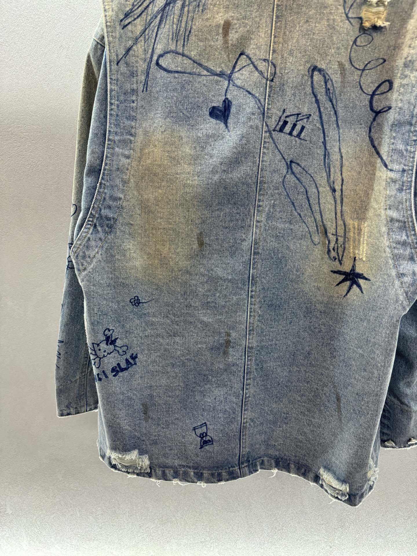 ￼ ❄️2025 Autumn and Winter❄️！ForDa*re，福蝶早秋拼色翻领牛仔外套，复