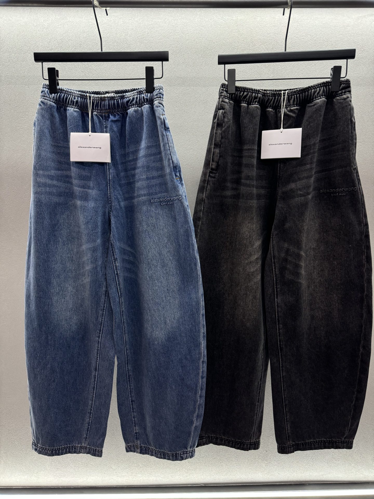 ￼ ❄️2025 Autumn and Winter❄️！AW抽绳松紧腰压胶字母阔腿裤，🉑男女同款，宽松