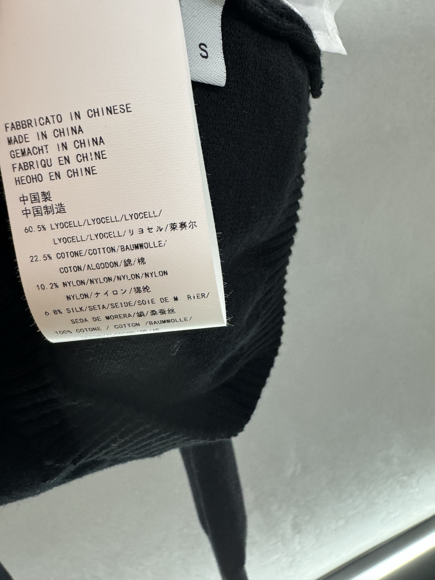 ￼ ❄️2025 Autumn and Winter❄️！Ann衬衫领一字肩针织衫，韩系学院风，减龄百搭