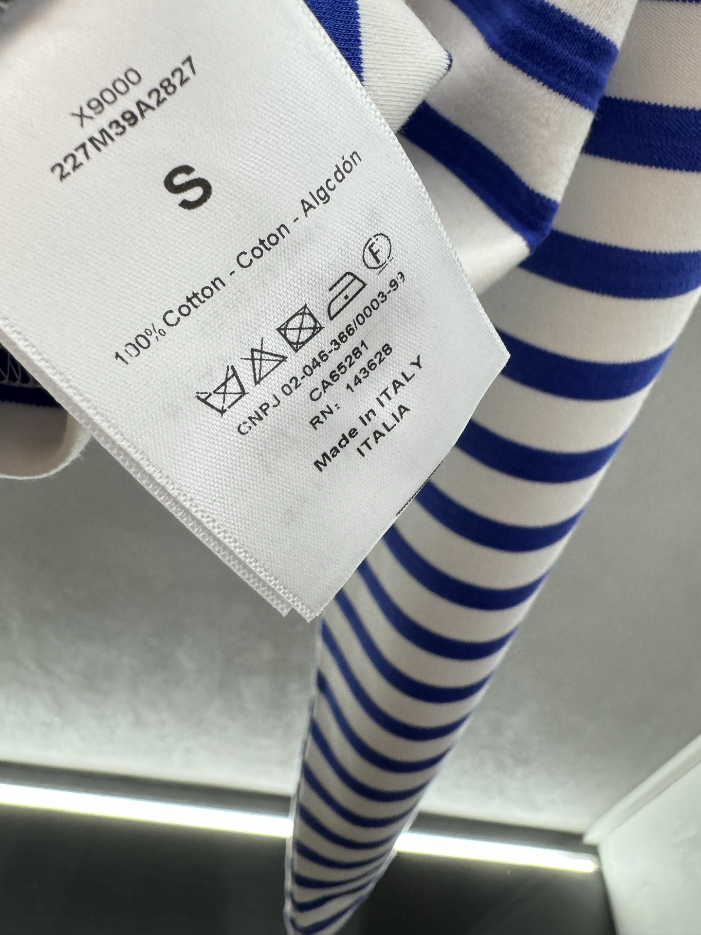 ￼ ❄️2025 Autumn and Winter❄️！Andr*ea Mar*tin，宝蓝色条纹小马