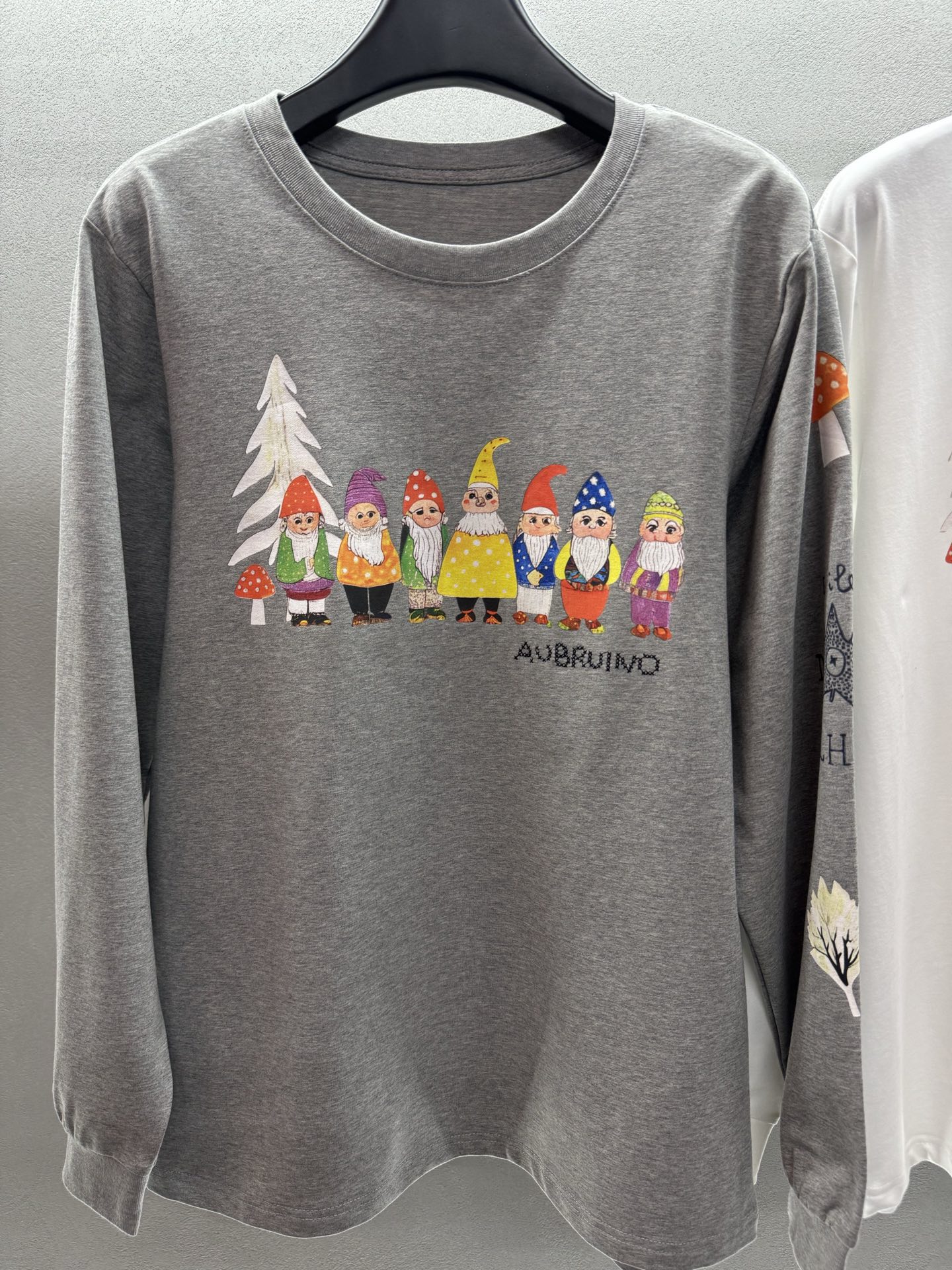 ￼ ❄️2025 Autumn and Winter❄️！Aubrui*no小矮人卡通图案长袖T，ove