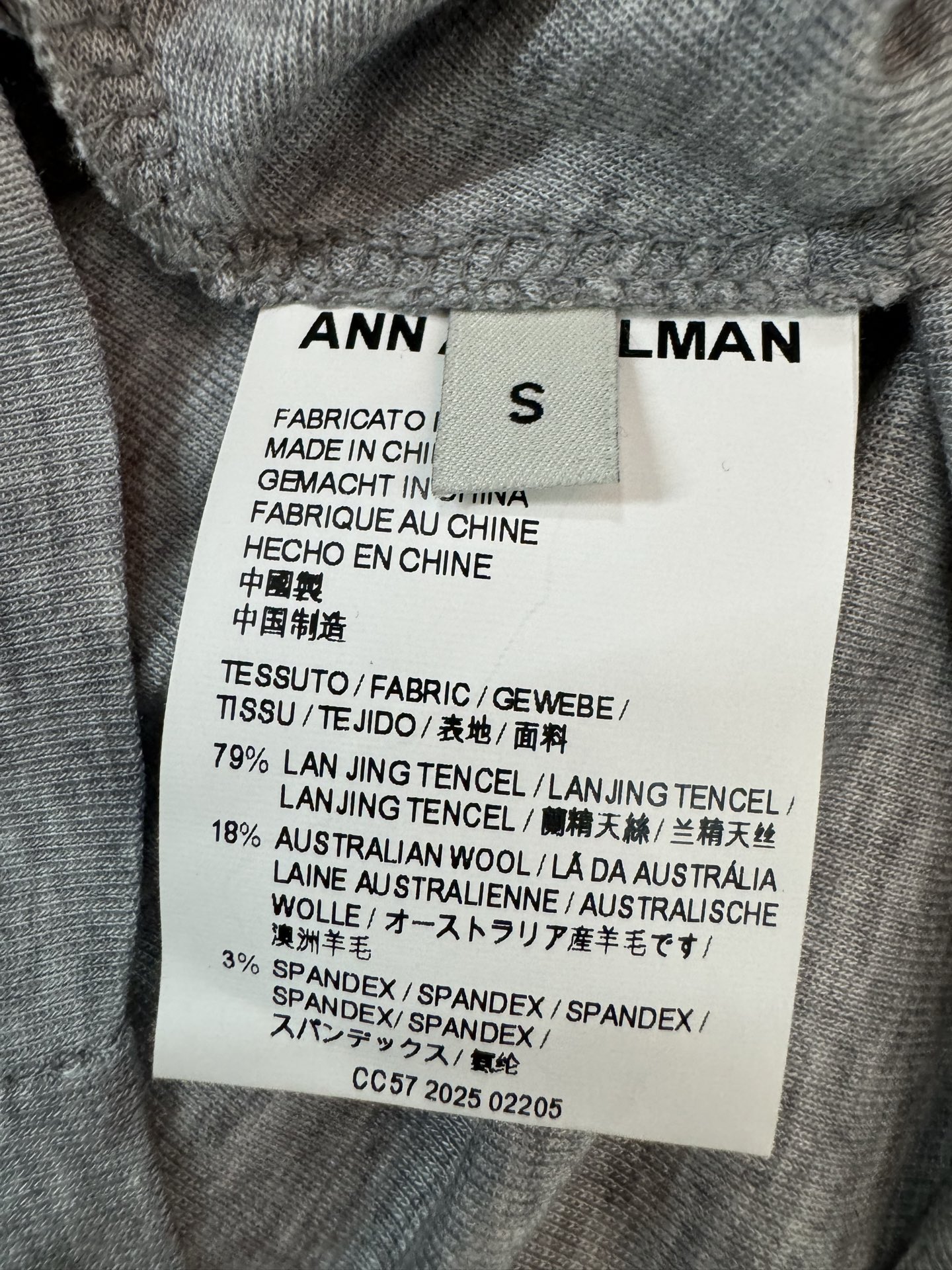 ￼ ❄️2025 Autumn and Winter❄️！ANN ANDELMA*字母烫钻斜肩长袖T恤，