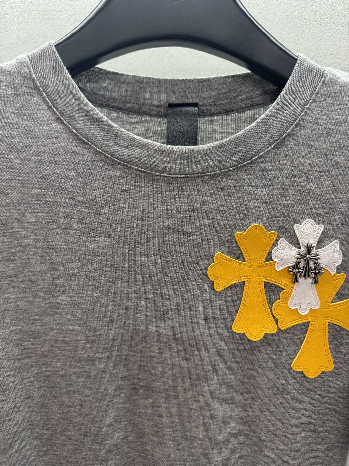 ￼ ❄️2025 Autumn and Winter❄️！克罗*心，皮牌长袖打底，裸肤感面料柔滑细腻，轻