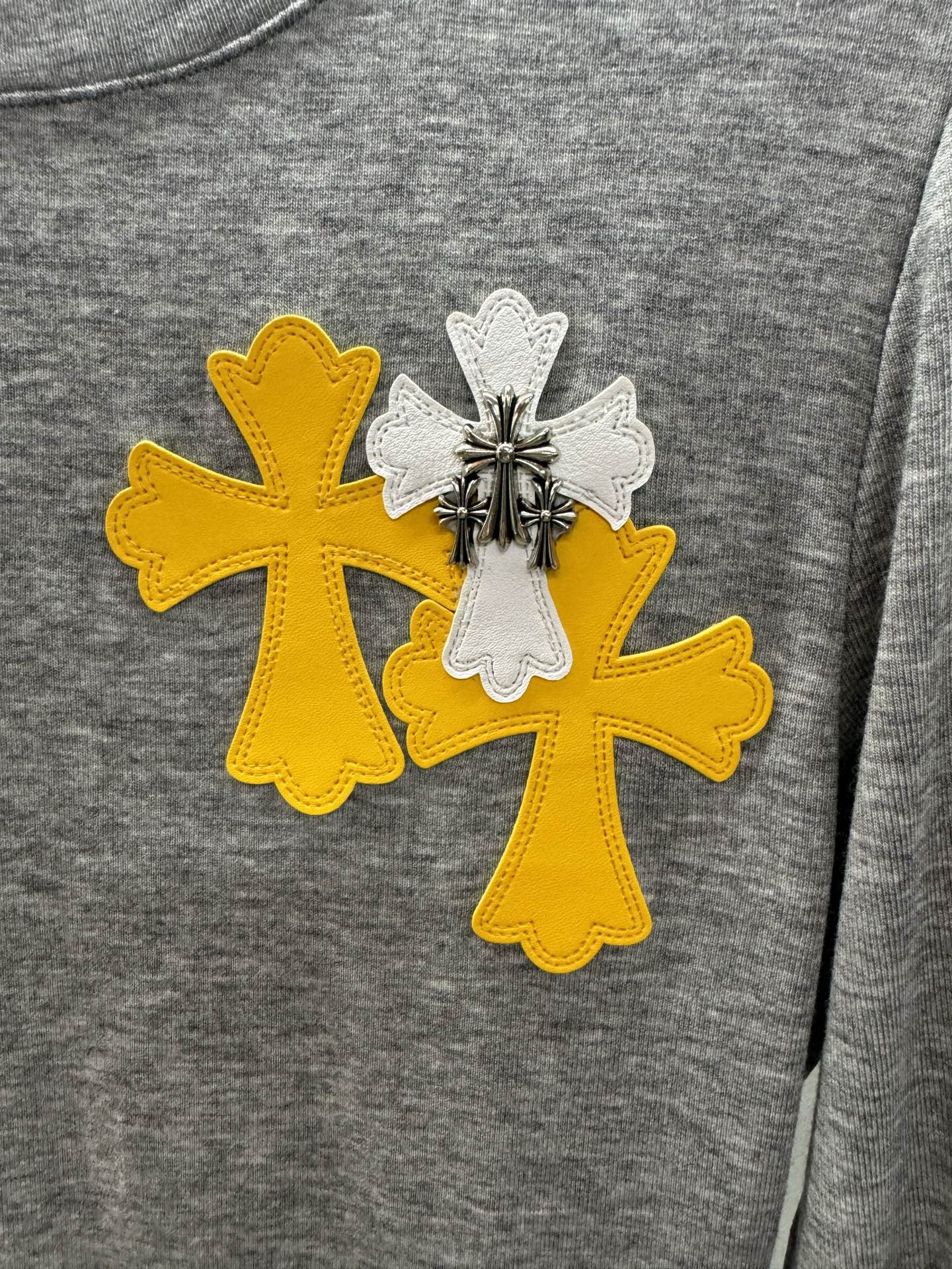 ￼ ❄️2025 Autumn and Winter❄️！克罗*心，皮牌长袖打底，裸肤感面料柔滑细腻，轻