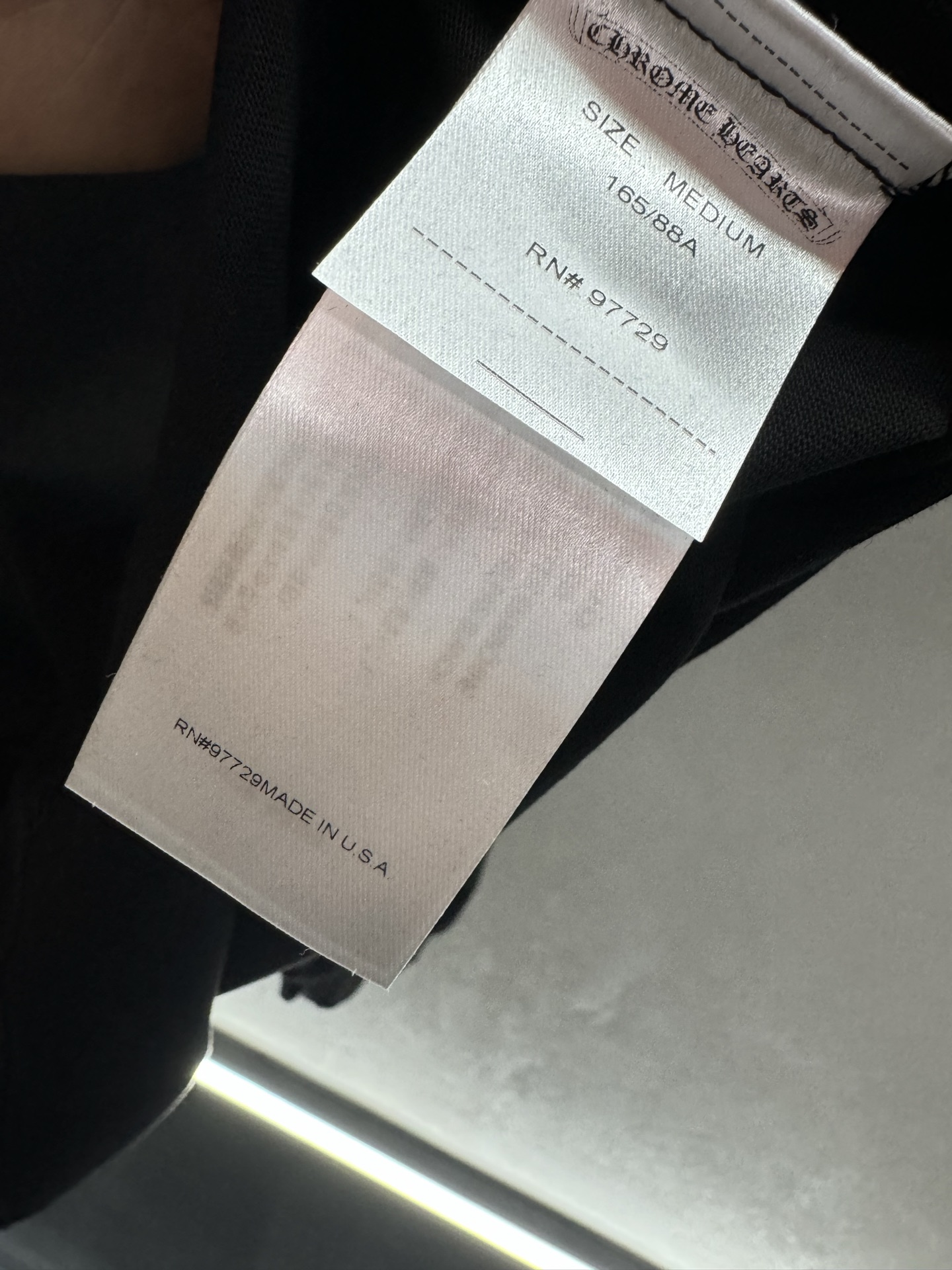 ￼ ￼ ❄️2025 Autumn and Winter❄️！克罗*心长袖T恤，宽松随意穿搭，宽松有范，