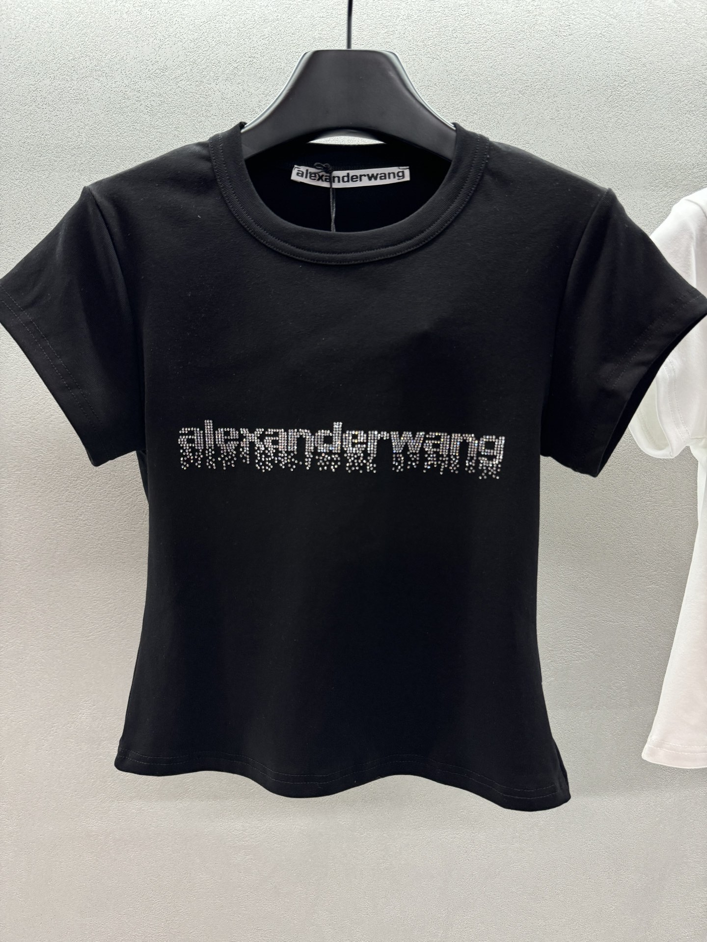 ￼ ❄️2025 Autumn and Winter❄️！ Alexander Wan*，重工烫钻字母短