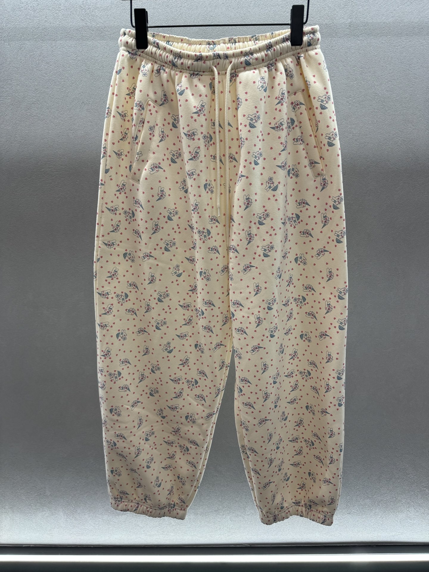 ￼ ❄️2025 Autumn and Winter❄️！Ashley Willians ，可爱兔子卫衣