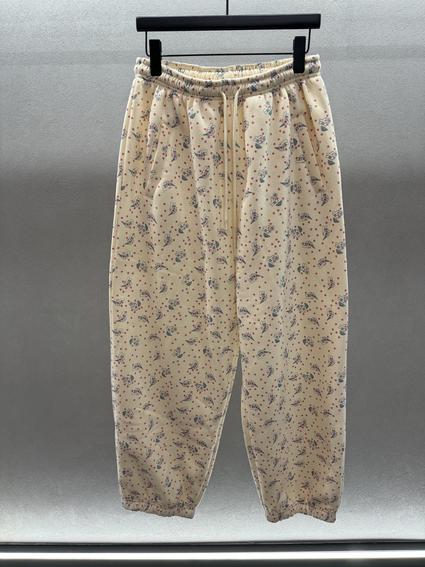 ￼ ❄️2025 Autumn and Winter❄️！Ashley Willians ，可爱兔子卫衣