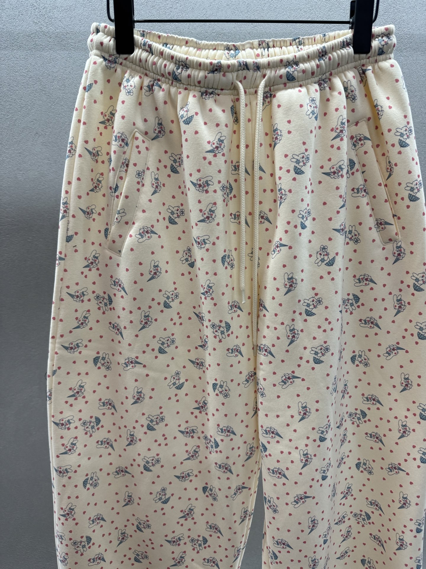 ￼ ❄️2025 Autumn and Winter❄️！Ashley Willians ，可爱兔子卫衣