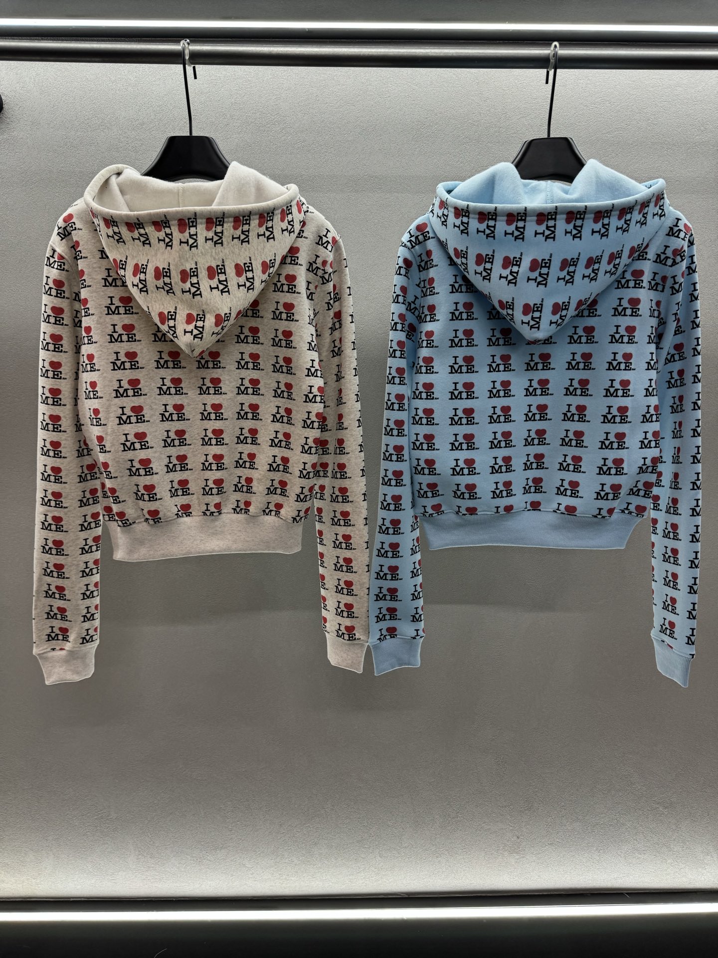 ￼ ￼ ❄️2025 Autumn and Winter❄️！Ashley Willians ，印花卫衣