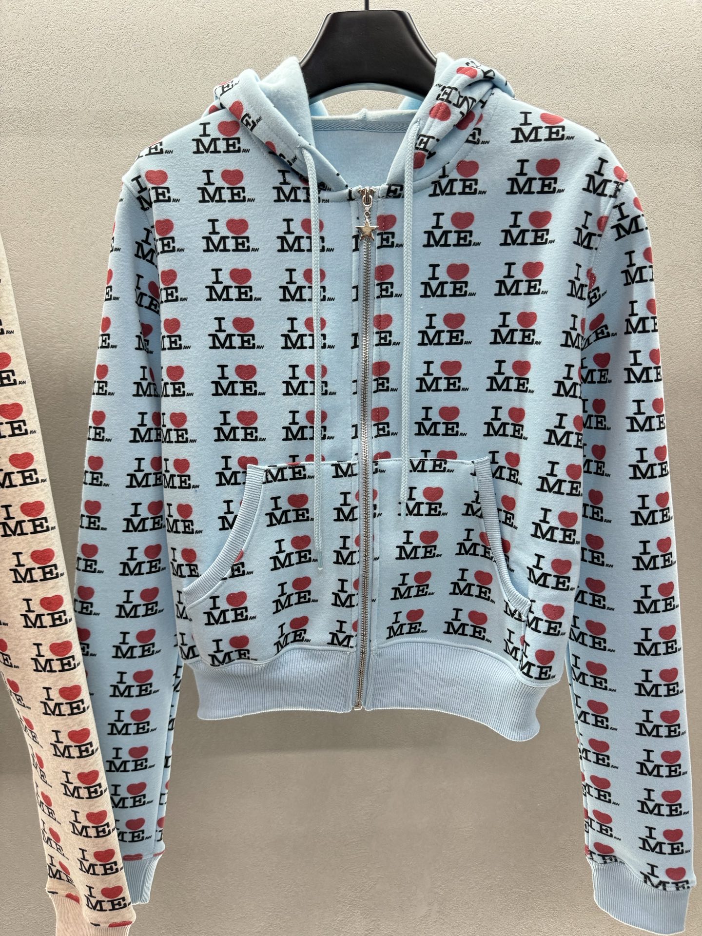 ￼ ￼ ❄️2025 Autumn and Winter❄️！Ashley Willians ，印花卫衣