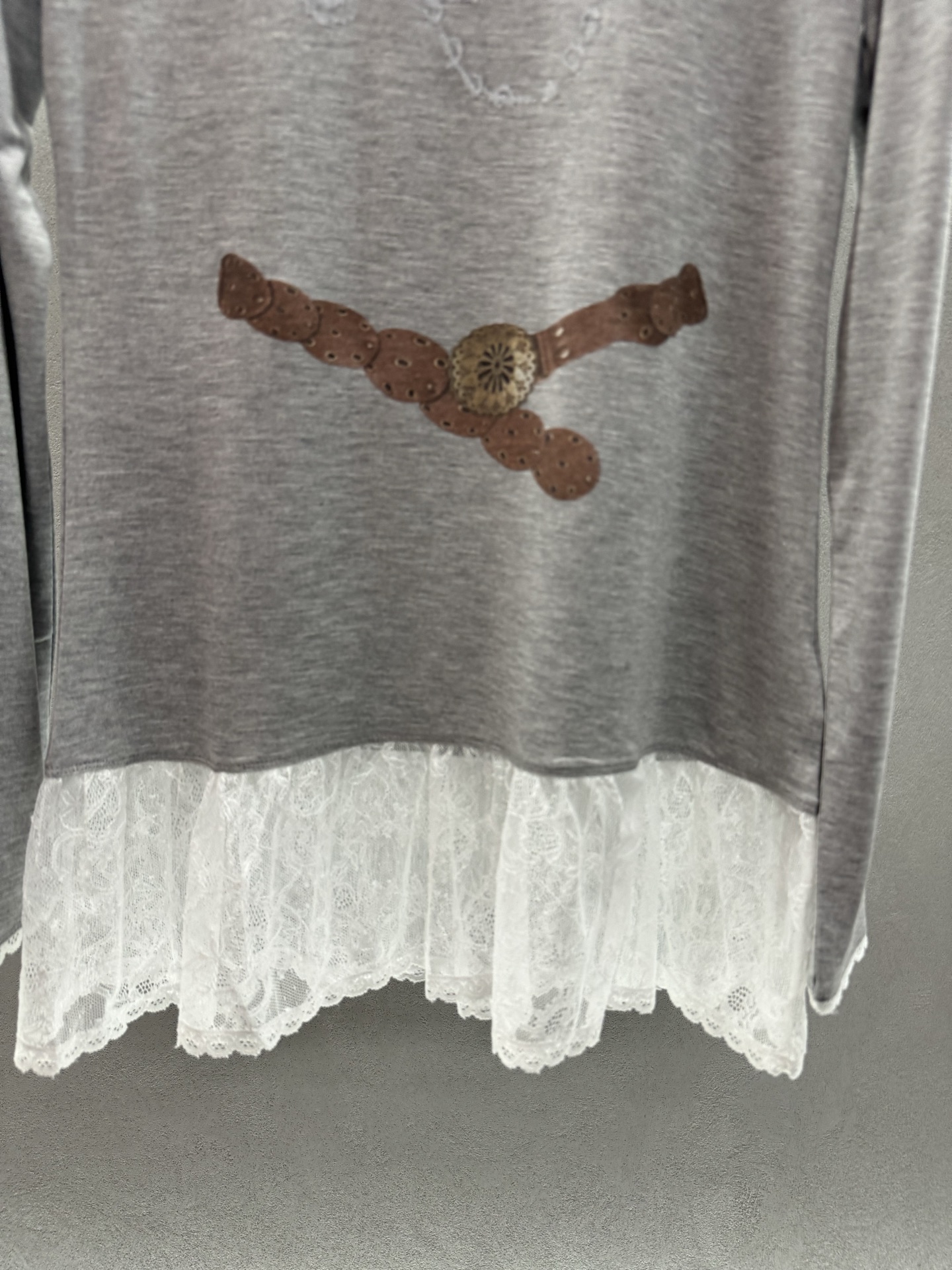 ￼ ❄️2025 Autumn and Winter❄️！Mto Quinn，3D链条长袖T，蕾丝腰花装