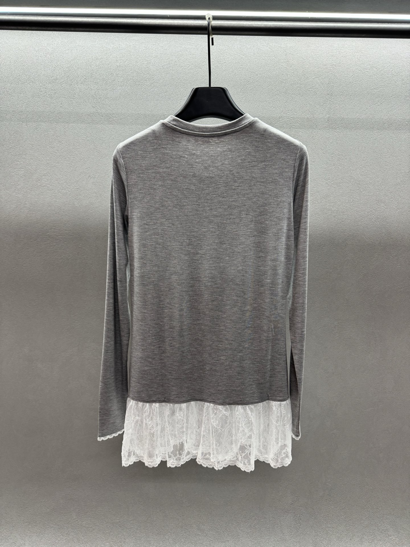 ￼ ❄️2025 Autumn and Winter❄️！Mto Quinn，3D链条长袖T，蕾丝腰花装